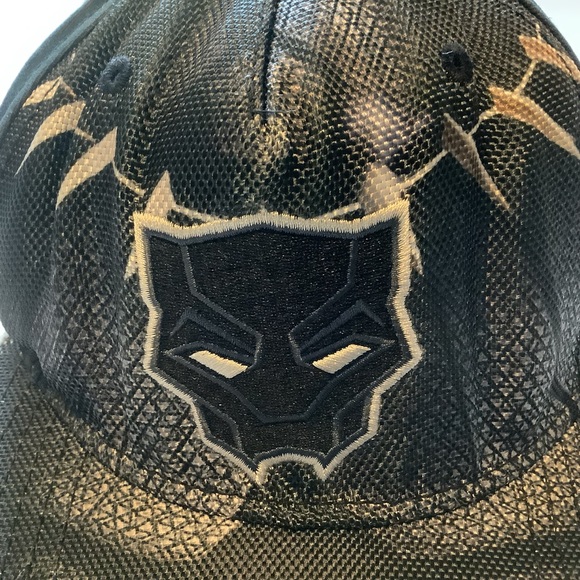 Black Panther Hat Snapback Cap Black Distressed Supper Hero. Wakanda Logo - Picture 15 of 16